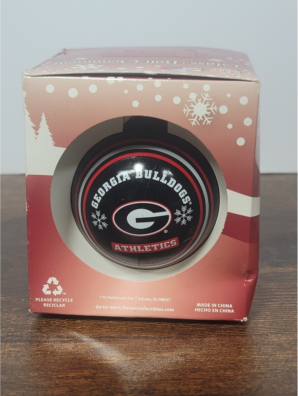 Forever Collectibles Georgia Bulldogs Round Christmas Ball Ornament